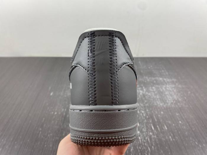 Off-White x Nike Air Force 1 DX1419-500