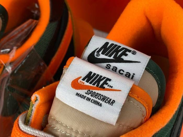 Sacai x Nike LdWaffle Big Shark BV0073-081