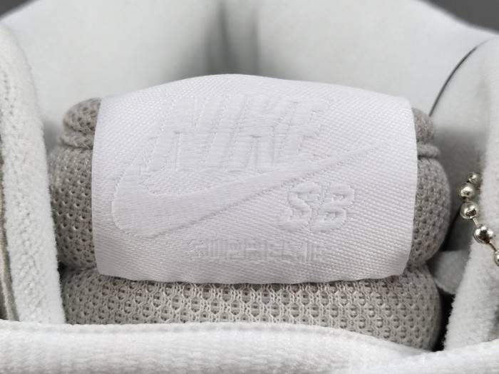 S*p*e x nike sb dunk high “rammellzee fd8779-100