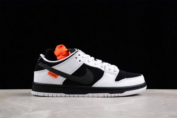 TIGHTBOOTH X NIKE SB DUNK LOW FD2629-100