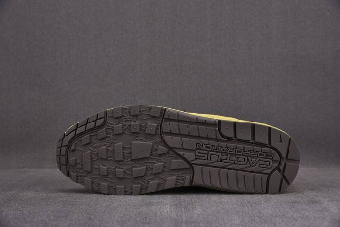 Travis Scott Nike Air Max 1 Wheat DO9392-700