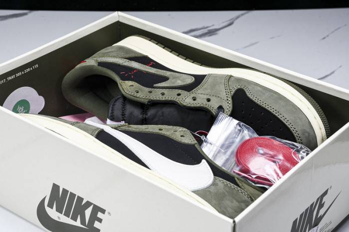Travis Scott X Air Jordan 1 Low OG DM7866-002