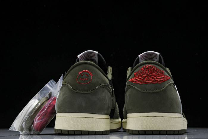 Travis Scott X Air Jordan 1 Low OG DM7866-002