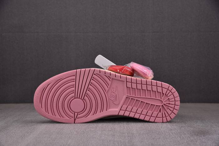 Travis Scott x Air Jordan 1 Low OG DM7866-600