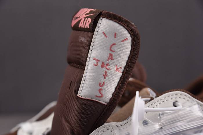 Travis Scott x Air Jordan 1 Low OG DZ4137-206