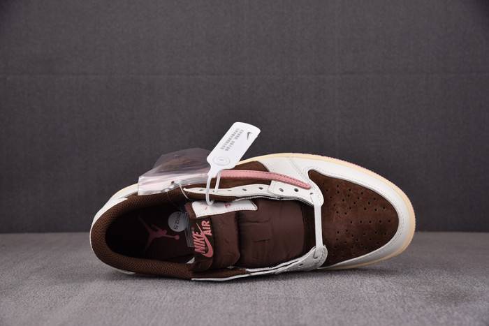 Travis Scott x Air Jordan 1 Low OG DZ4137-206