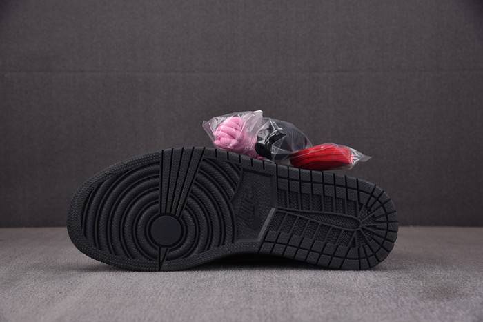 Travis Scott x Air Jordan 1 Low OG “Velvet Brown” DM7866-202