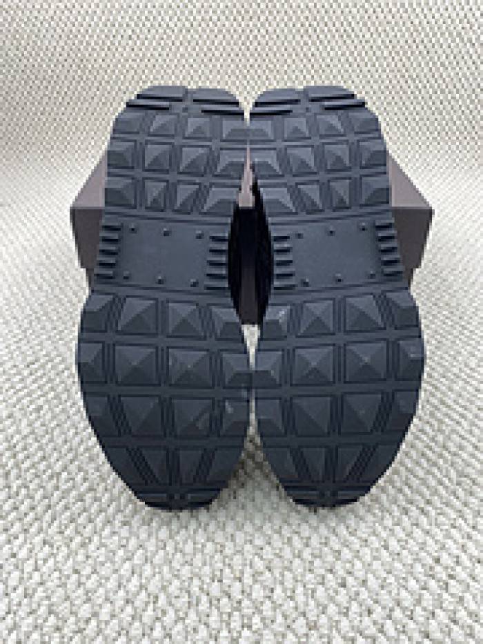 VALE·NTI·NO· Sneakers VS003