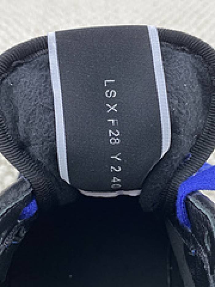 VALE·NTI·NO· Sneakers VS008