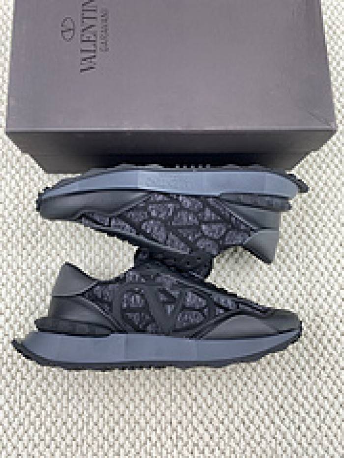 VALE·NTI·NO· Sneakers VS009