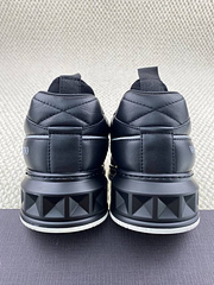 VALE·NTI·NO· Sneakers VS012