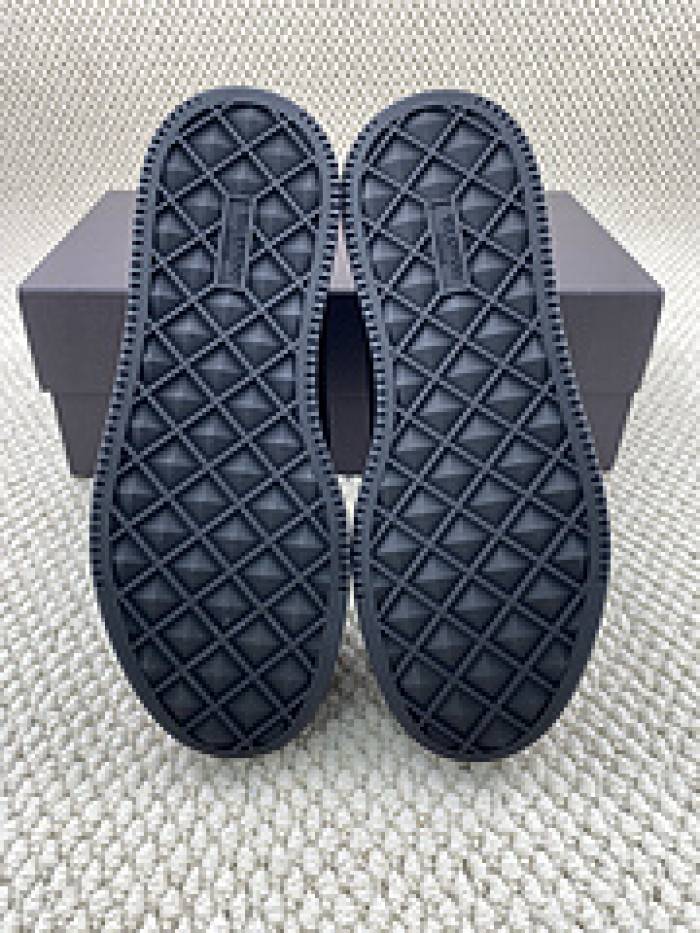 VALE·NTI·NO· Sneakers VS013