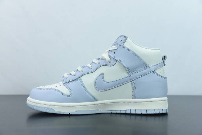 Wmns Dunk High ‘Football Grey’ – Nike – DD1869-102
