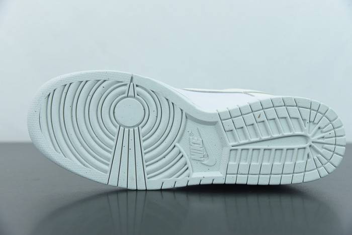 Wmns Dunk Low ‘Move To Zero – Sail’ – Nike – DD1873-101