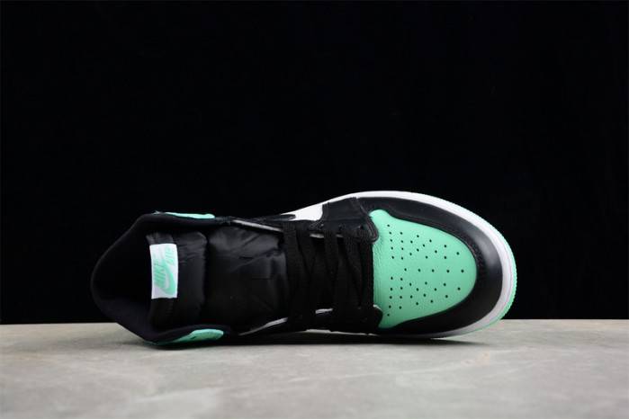 AIR JORDAN 1 HIGH OG “GREEN GLOW” DZ5485-130