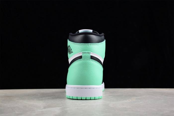 AIR JORDAN 1 HIGH OG “GREEN GLOW” DZ5485-130